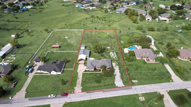 8901 S Water Tower Road, Fort Worth, TX 76179