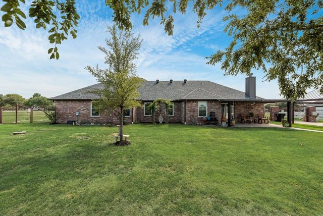 8901 S Water Tower Road, Fort Worth, TX 76179