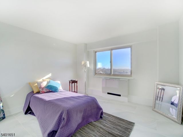 377 S Harrison St 9L 9L, East Orange City, NJ 07018