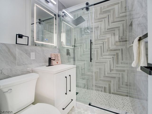 377 S Harrison St 9L 9L, East Orange City, NJ 07018