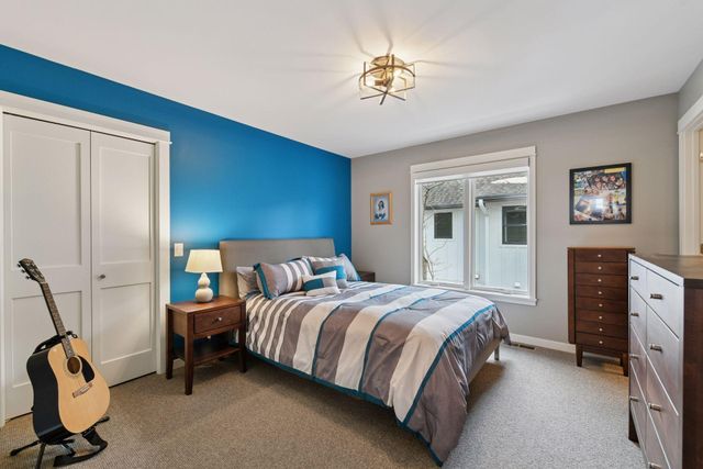 633 Park Street E, Wayzata, MN 55391