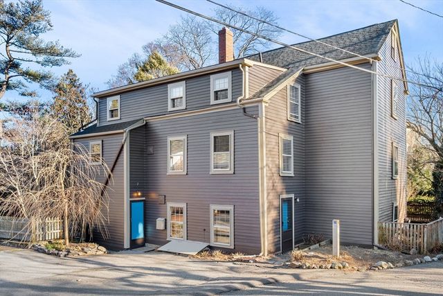 7 Mechanic Court, Marblehead, MA 01945