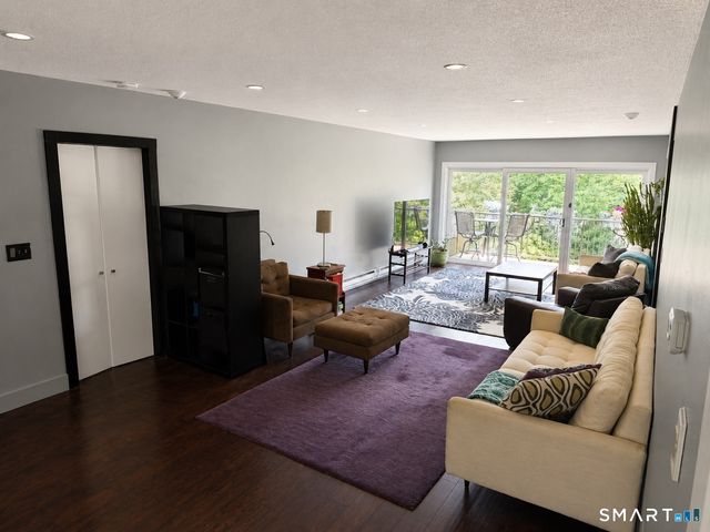 799 Prospect Avenue C3, West Hartford, CT 06105