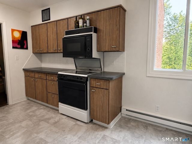 799 Prospect Avenue C3, West Hartford, CT 06105