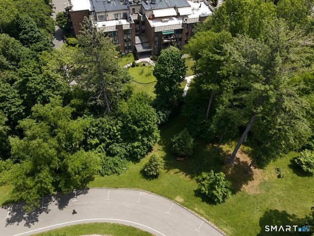 799 Prospect Avenue C3, West Hartford, CT 06105