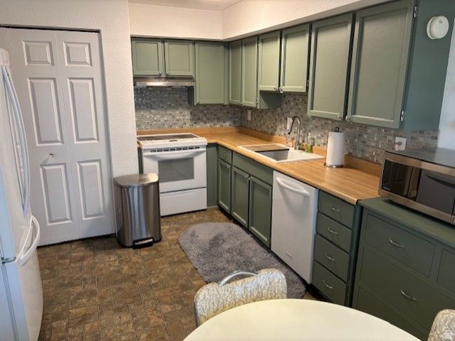 635 E WILLIAMSBURG PARK CIR, Sandy, UT 84070