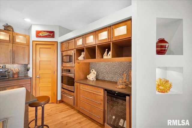 258 TURTLE CREEK Trail, Morton, IL 61550