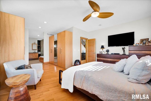 258 TURTLE CREEK Trail, Morton, IL 61550