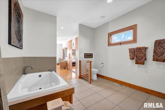 258 TURTLE CREEK Trail, Morton, IL 61550