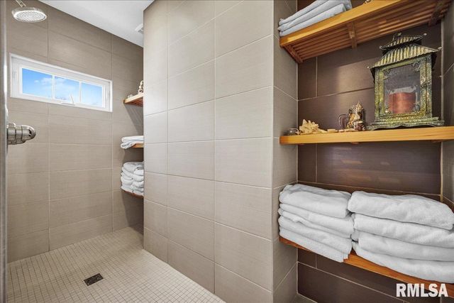 258 TURTLE CREEK Trail, Morton, IL 61550