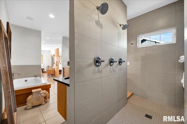 258 TURTLE CREEK Trail, Morton, IL 61550