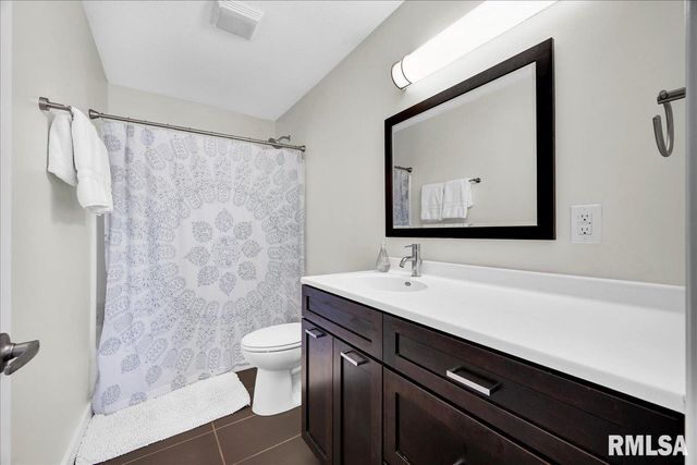 258 TURTLE CREEK Trail, Morton, IL 61550