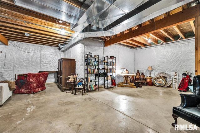 258 TURTLE CREEK Trail, Morton, IL 61550