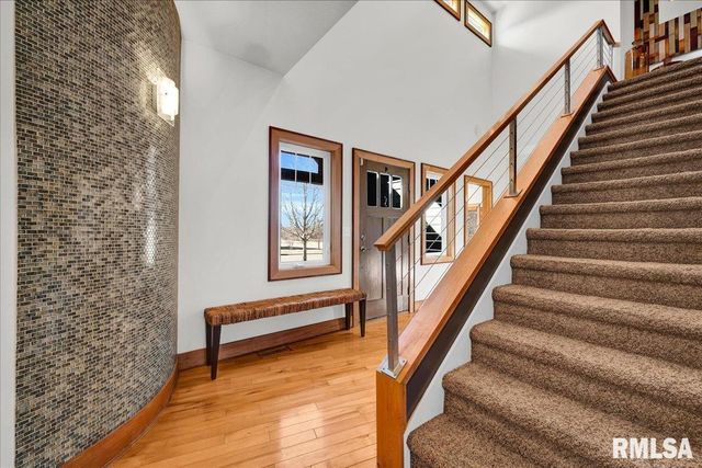 258 TURTLE CREEK Trail, Morton, IL 61550