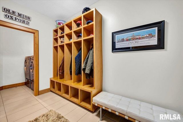 258 TURTLE CREEK Trail, Morton, IL 61550