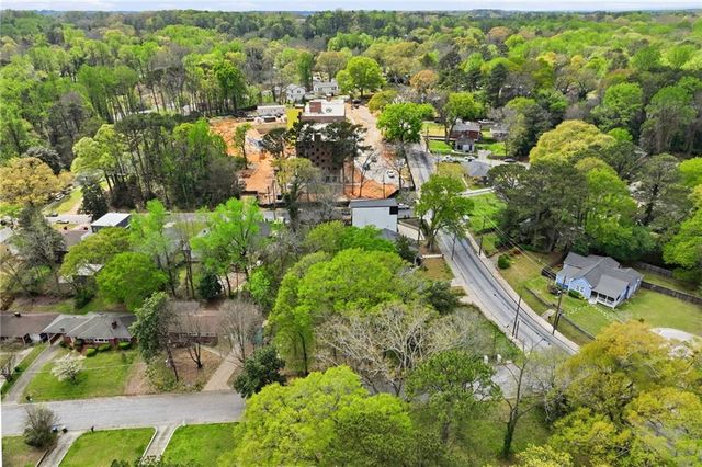 263 W Lake Avenue NW, Atlanta, GA 30314
