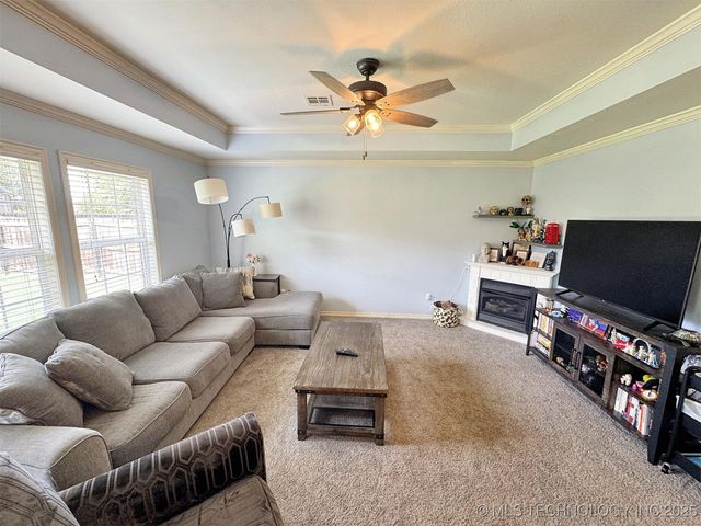 3974 Highland Drive, Tahlequah, OK 74464