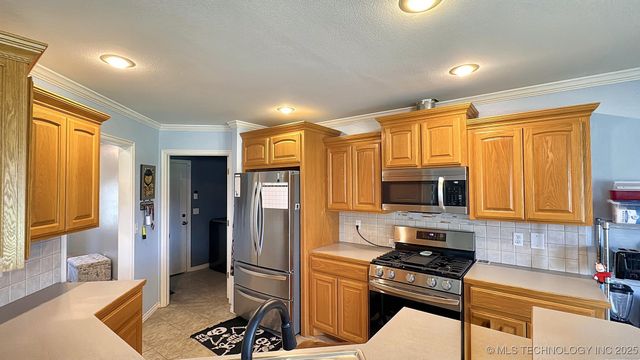 3974 Highland Drive, Tahlequah, OK 74464