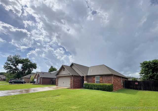 3974 Highland Drive, Tahlequah, OK 74464