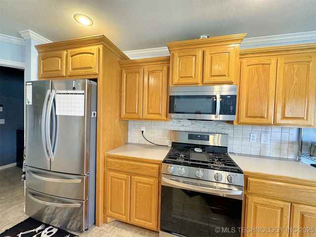 3974 Highland Drive, Tahlequah, OK 74464