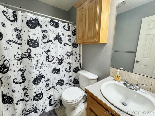 3974 Highland Drive, Tahlequah, OK 74464
