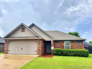 3974 Highland Drive, Tahlequah, OK 74464