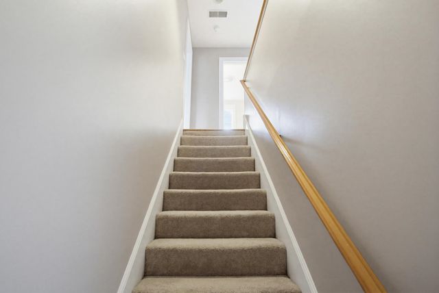 43 Hampshire Hills Drive, Bow, NH 03304