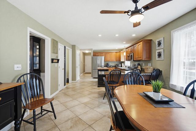 43 Hampshire Hills Drive, Bow, NH 03304
