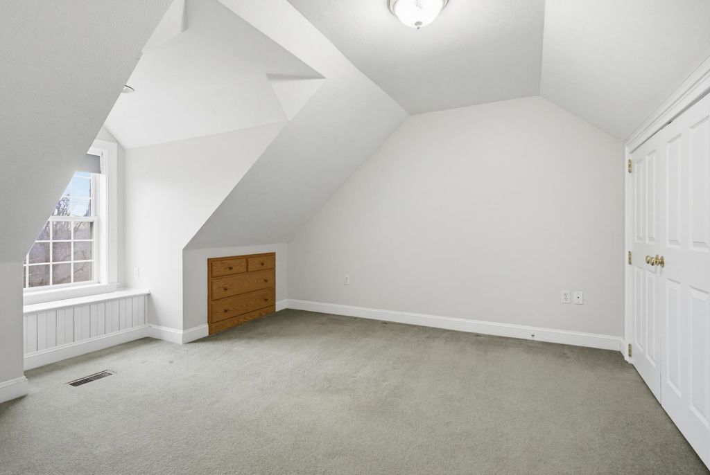 Image 33 of property listing at 43 Hampshire Hills Drive, Bow, NH 03304