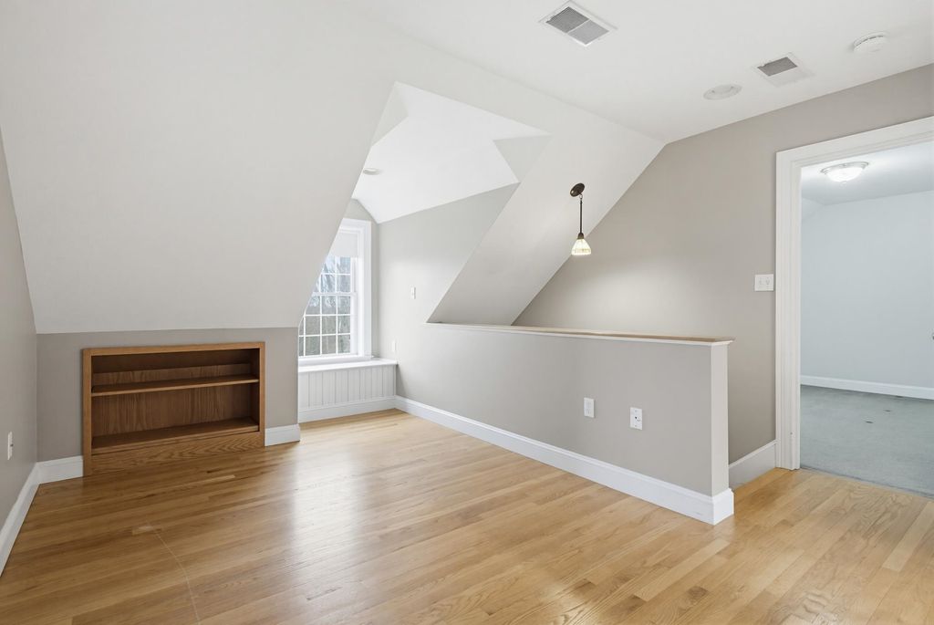 Image 38 of property listing at 43 Hampshire Hills Drive, Bow, NH 03304