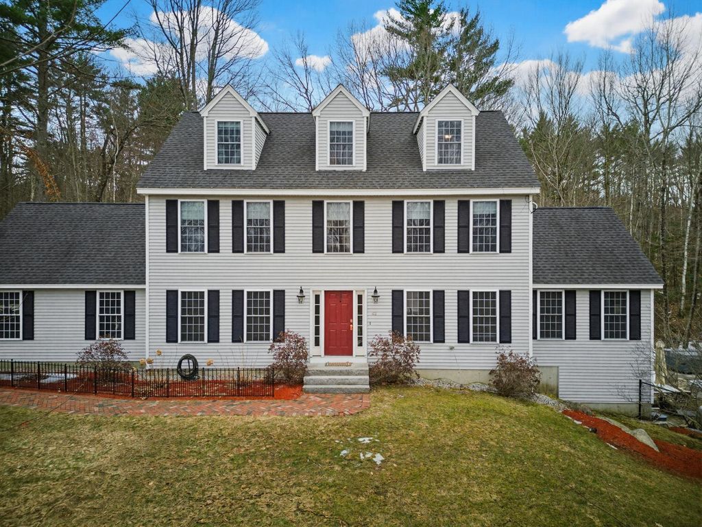 Image 50 of property listing at 43 Hampshire Hills Drive, Bow, NH 03304