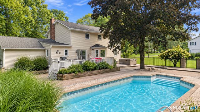 43 Pond Crest Road, Danbury, CT 06811