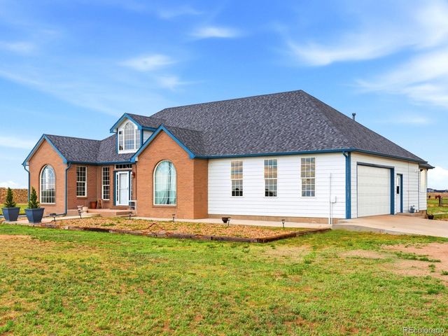 3374 County Road P, Wiggins, CO 80654