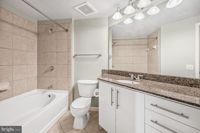 1021 N GARFIELD ST #831, Arlington, VA 22201