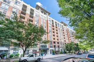 1021 N GARFIELD ST #831, Arlington, VA 22201