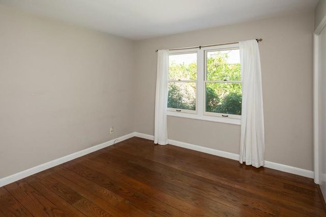 811 Stanford Avenue, Menlo Park, CA 94025