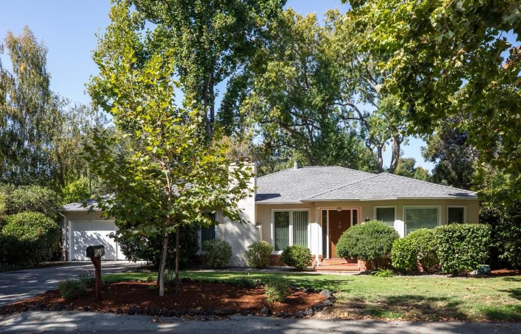 811 Stanford Avenue, Menlo Park, CA 94025