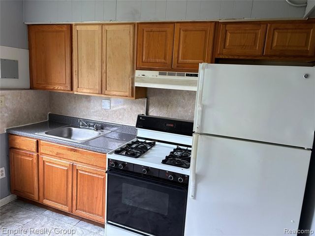 26086 Colgate Street, Inkster, MI 48141