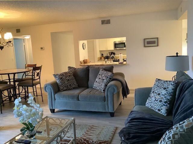 450 Egret Circle 9209, Delray Beach, FL 33444