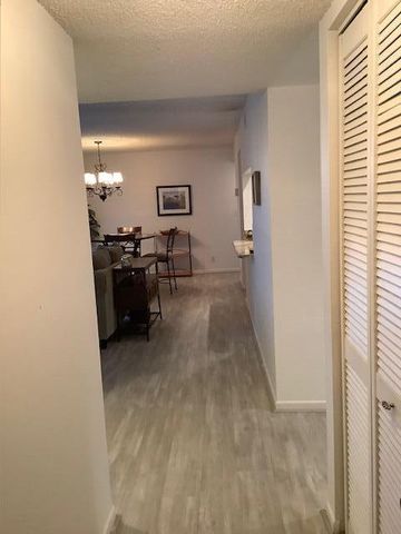 450 Egret Circle 9209, Delray Beach, FL 33444