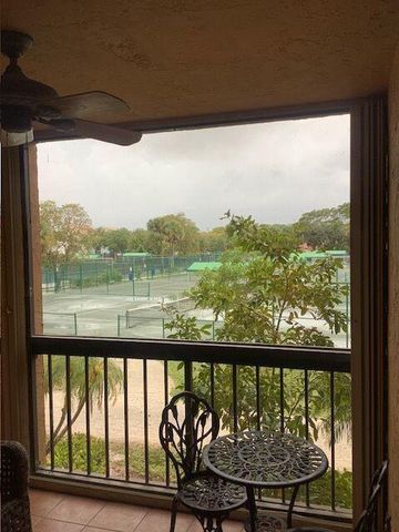 450 Egret Circle 9209, Delray Beach, FL 33444