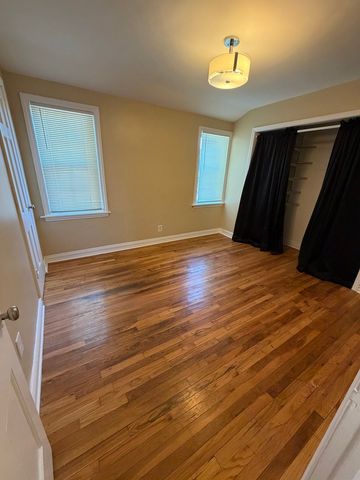 1140 W 112th Street 1, Chicago, IL 60643