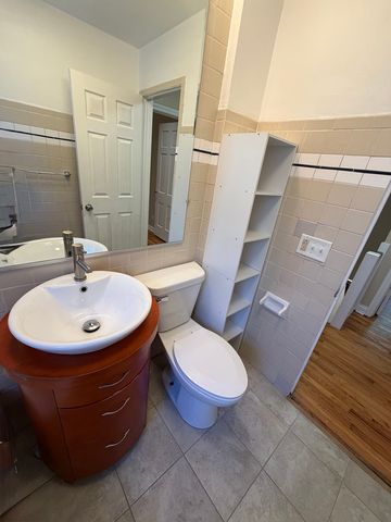 1140 W 112th Street 1, Chicago, IL 60643
