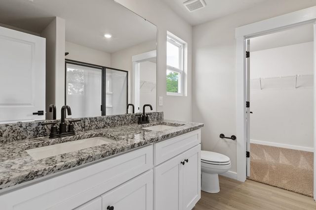 1470 Crested Iris Street, Moore, SC 29369