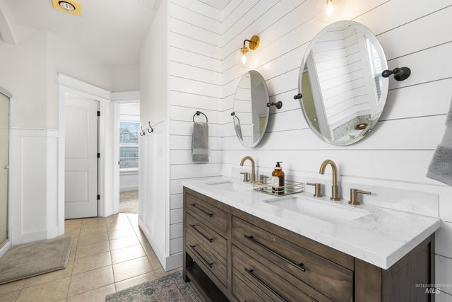 2311 S Rushmore Ct, Boise, ID 83709