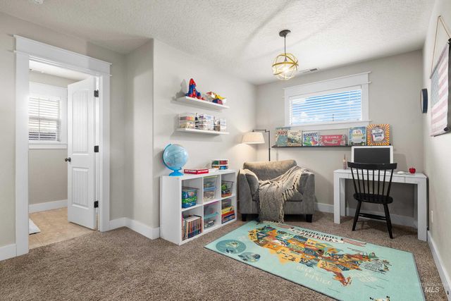 2311 S Rushmore Ct, Boise, ID 83709