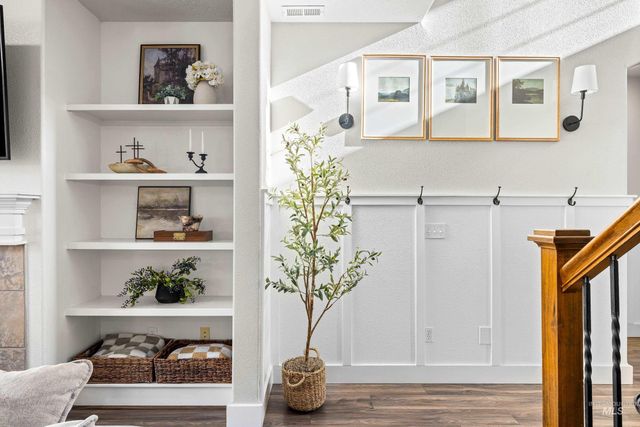 2311 S Rushmore Ct, Boise, ID 83709