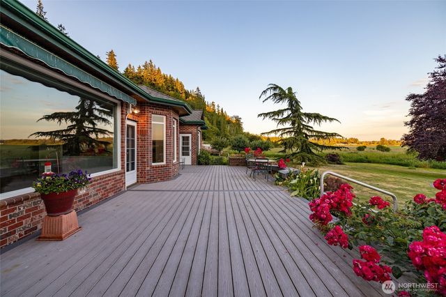 2322 Pioneer Highway, Stanwood, WA 98292
