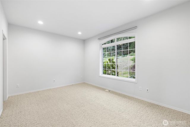 2322 Pioneer Highway, Stanwood, WA 98292