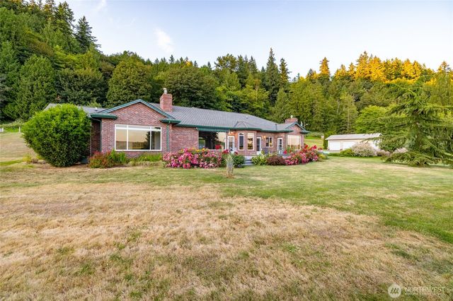 2322 Pioneer Highway, Stanwood, WA 98292